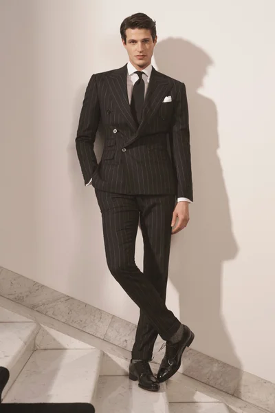 Look 10